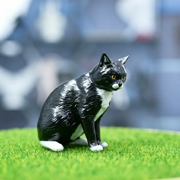 Cute Sitting Black & White Cat Resin Model Educational Toy