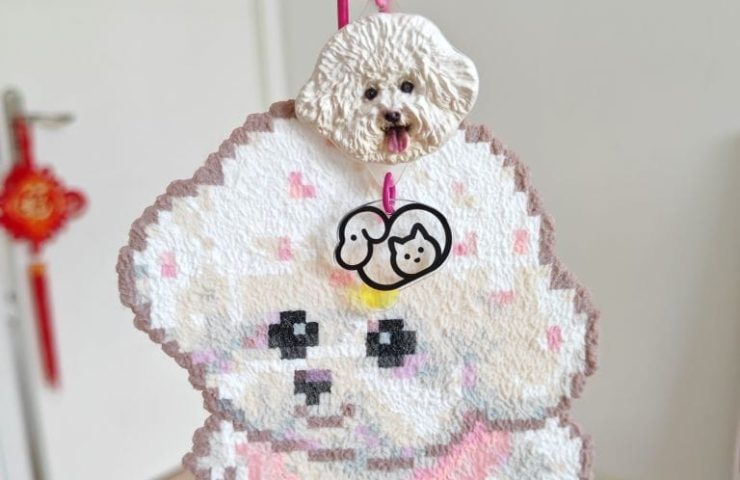 bichon-keepsake-full-charm-display