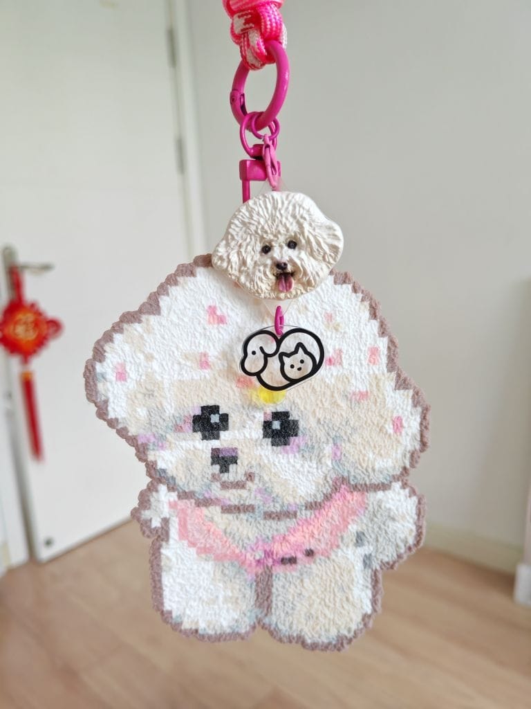 bichon-keepsake-full-charm-display